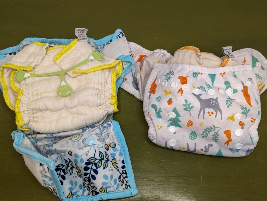 cloth diapers with Snappi and diaper cover