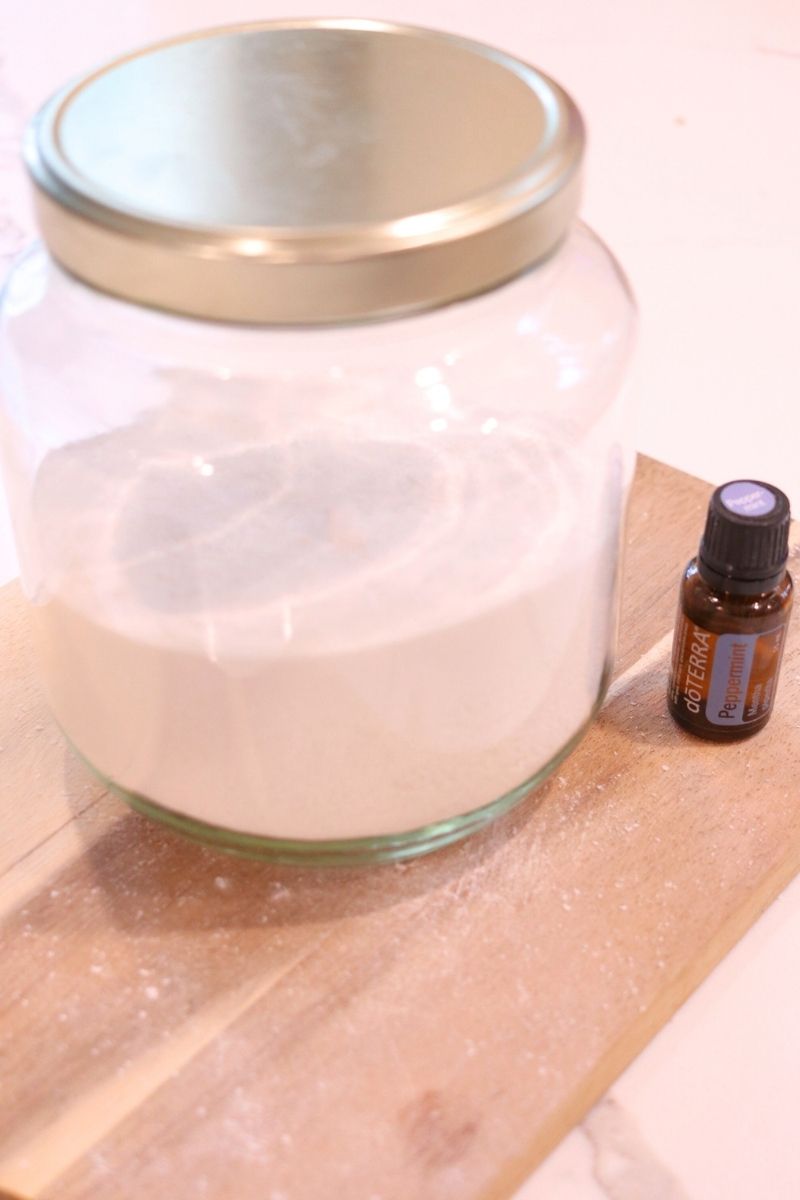 Simple DIY Natural Laundry Detergent Recipe